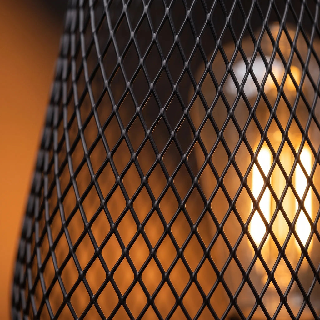 Kvelio - Rechargeable Small Table Lamp Lights Up The Dining Table