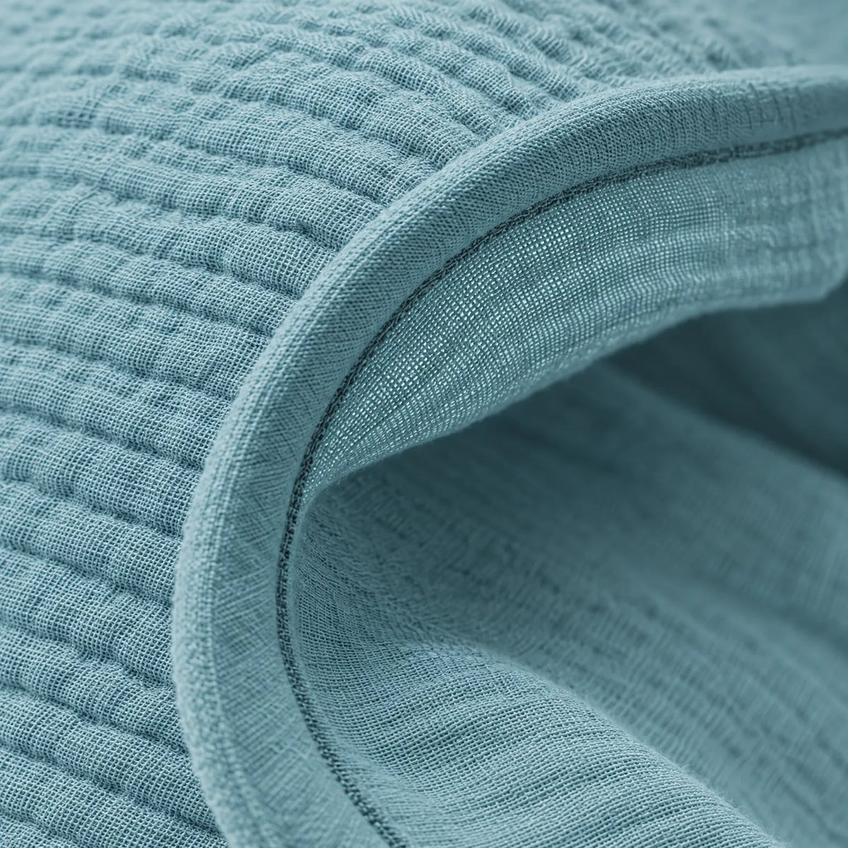 Nursia  - Breathable Breastfeeding Cover Providing Privacy While Nursing