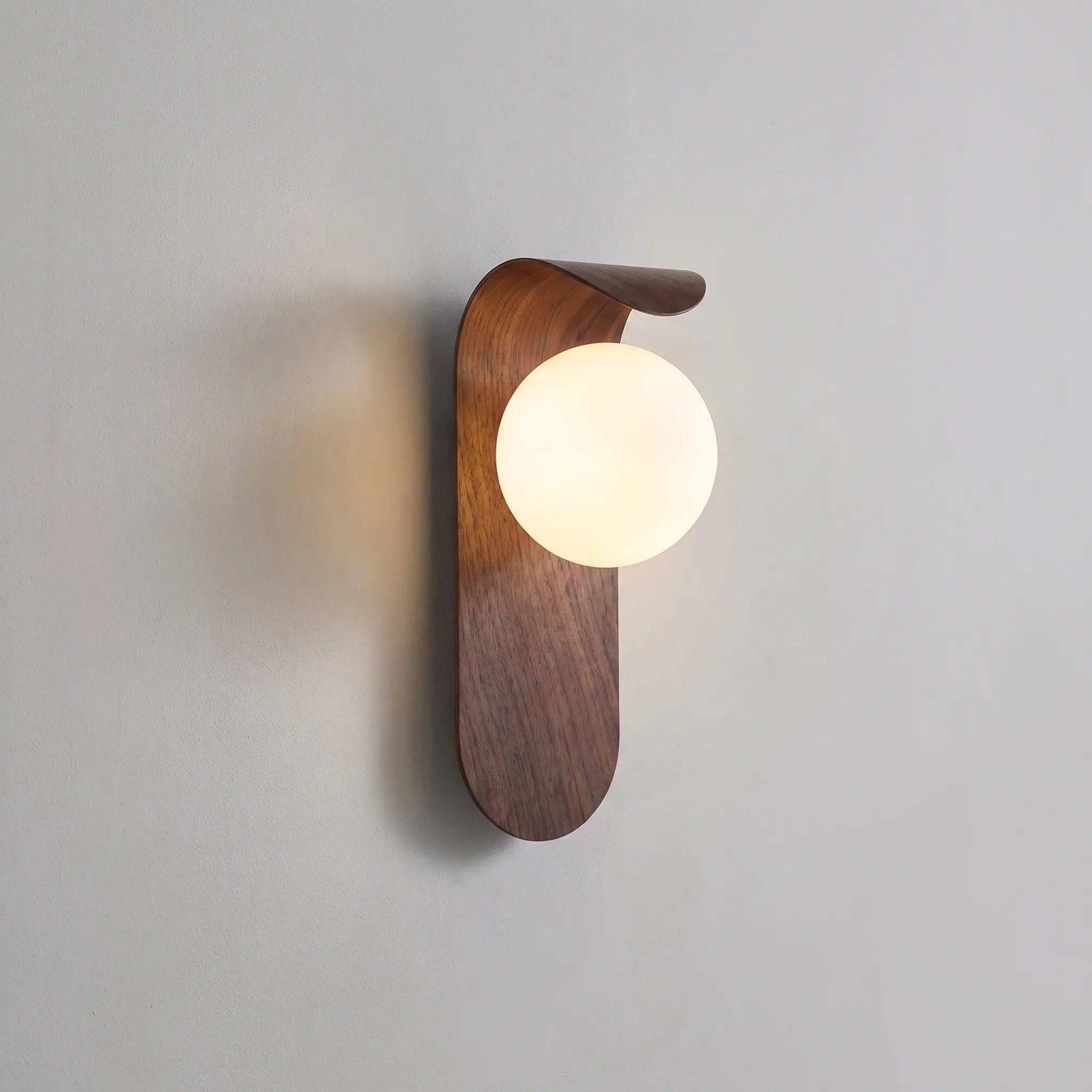 Sferia - Minimalist Curved Wall Light Indoor Atmospheric Room Lighting