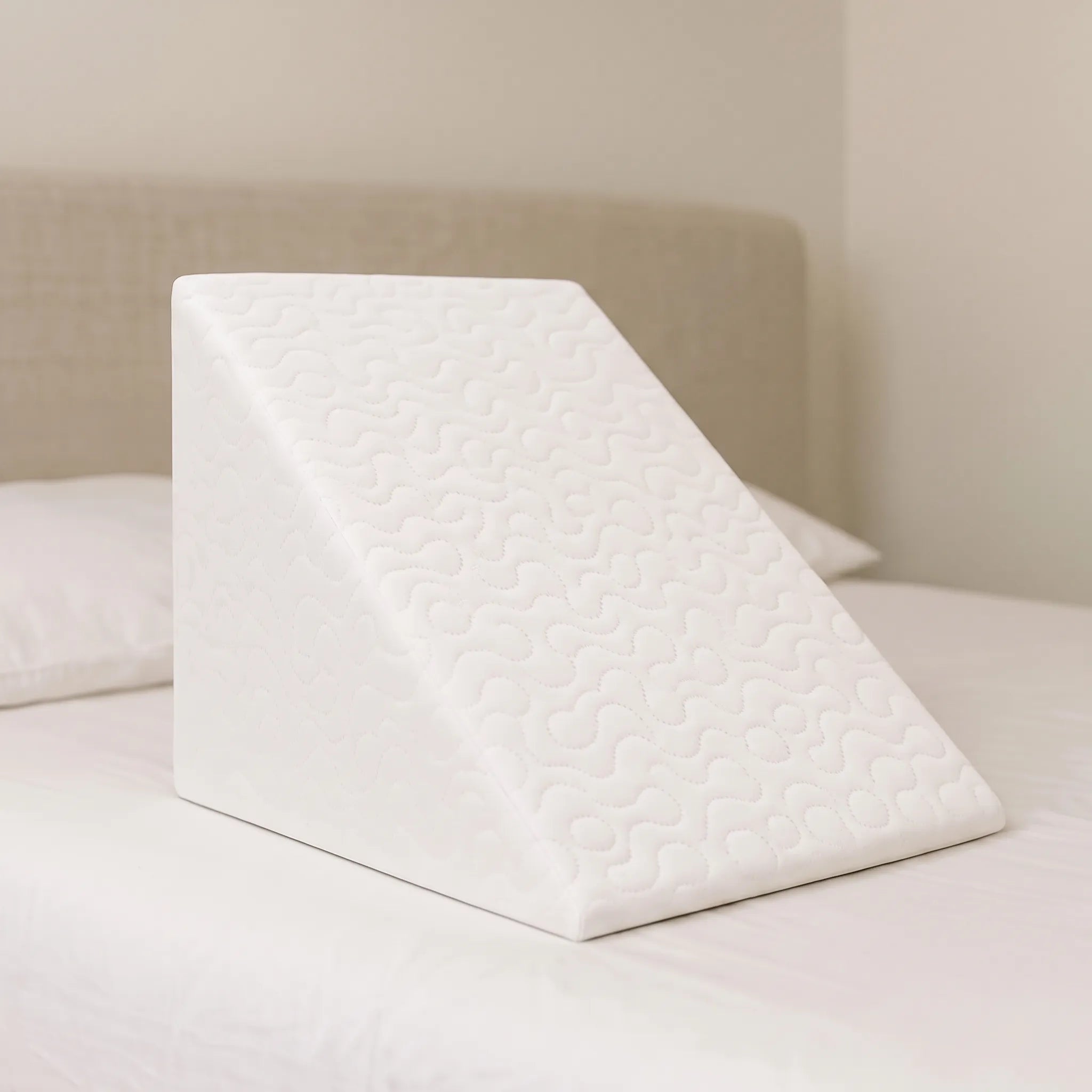Vellox - Angled White Wedge Pillow Reading In Bed